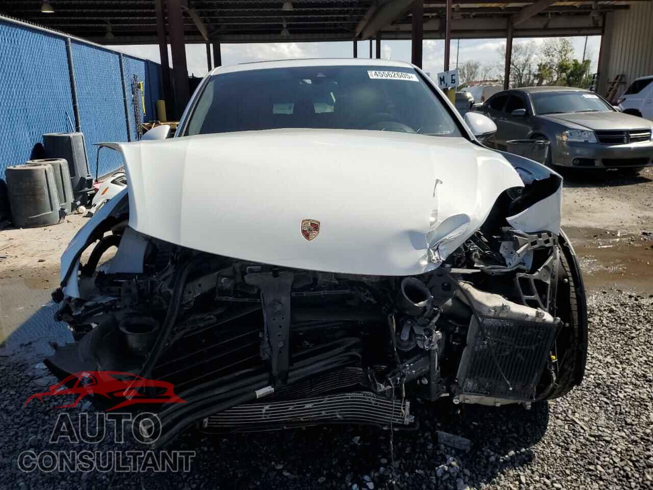 PORSCHE CAYENNE 2015 - WP1AC2A21FLA81202