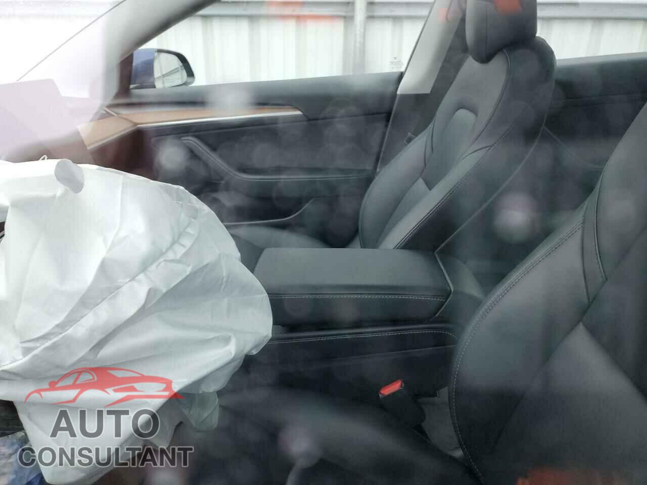 TESLA MODEL 3 2021 - 5YJ3E1EB7MF015374