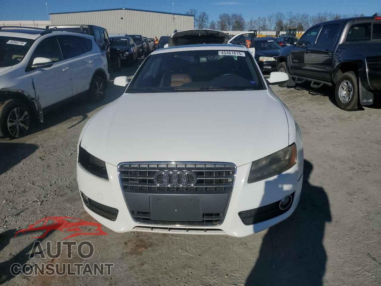 AUDI A5 2012 - WAULFAFR4CA001932