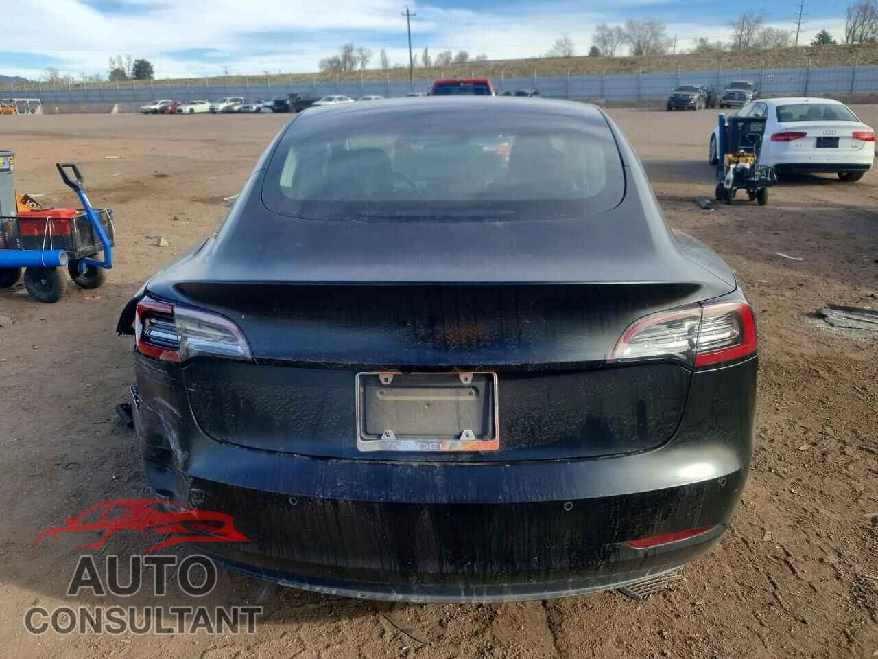 TESLA MODEL 3 2019 - 5YJ3E1EA8KF297027