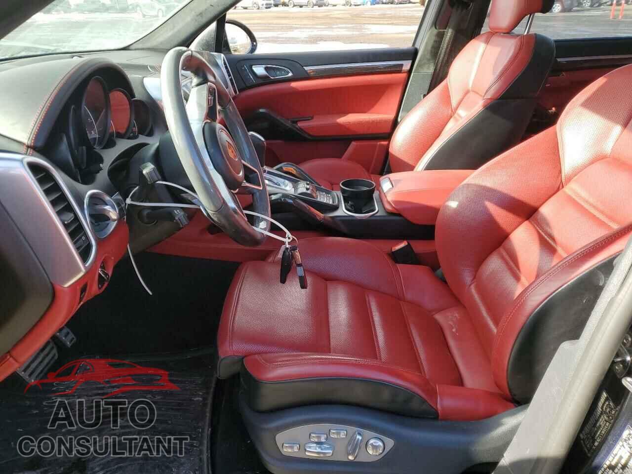 PORSCHE CAYENNE 2017 - WP1AD2A22HLA82424