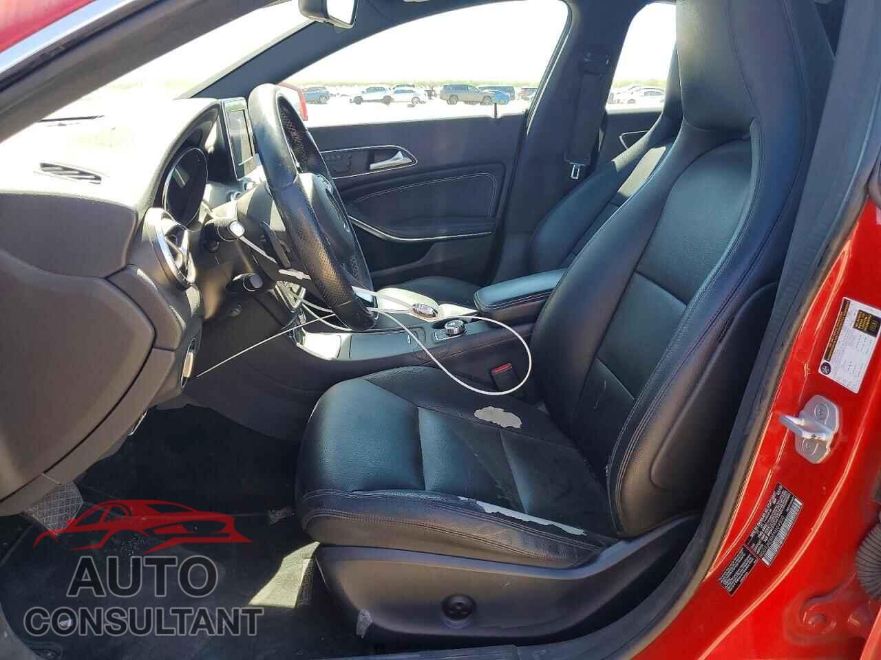 MERCEDES-BENZ CLA-CLASS 2015 - WDDSJ4EBXFN209500