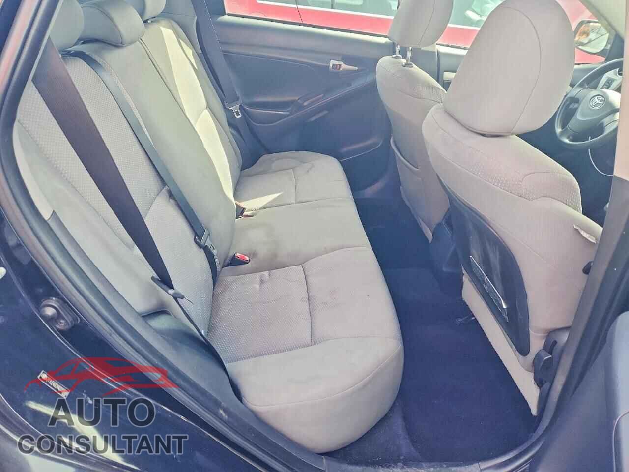 TOYOTA MATRIX 2010 - 2T1LE4EEXAC013680