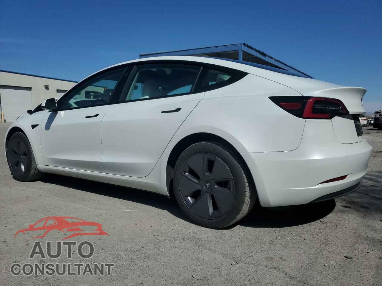 TESLA MODEL 3 2023 - 5YJ3E1EA0PF498864