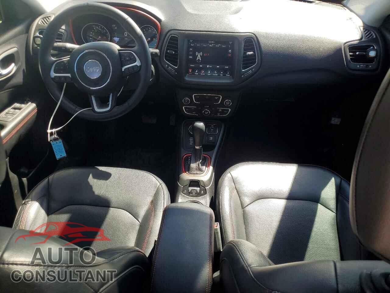 JEEP COMPASS 2017 - 3C4NJDDB7HT646365