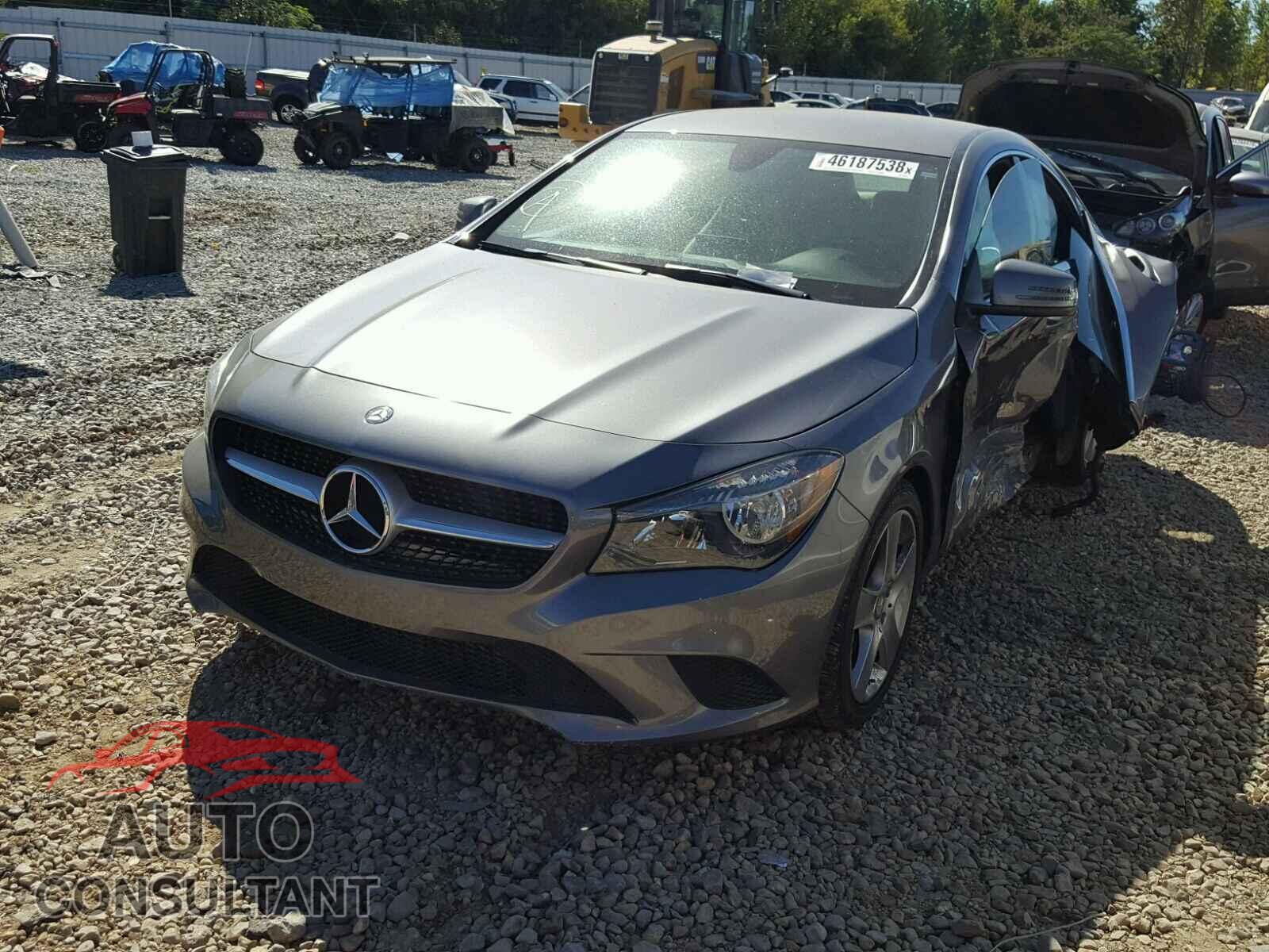 MERCEDES-BENZ C CLASS 2015 - WDDSJ4EB8FN219734