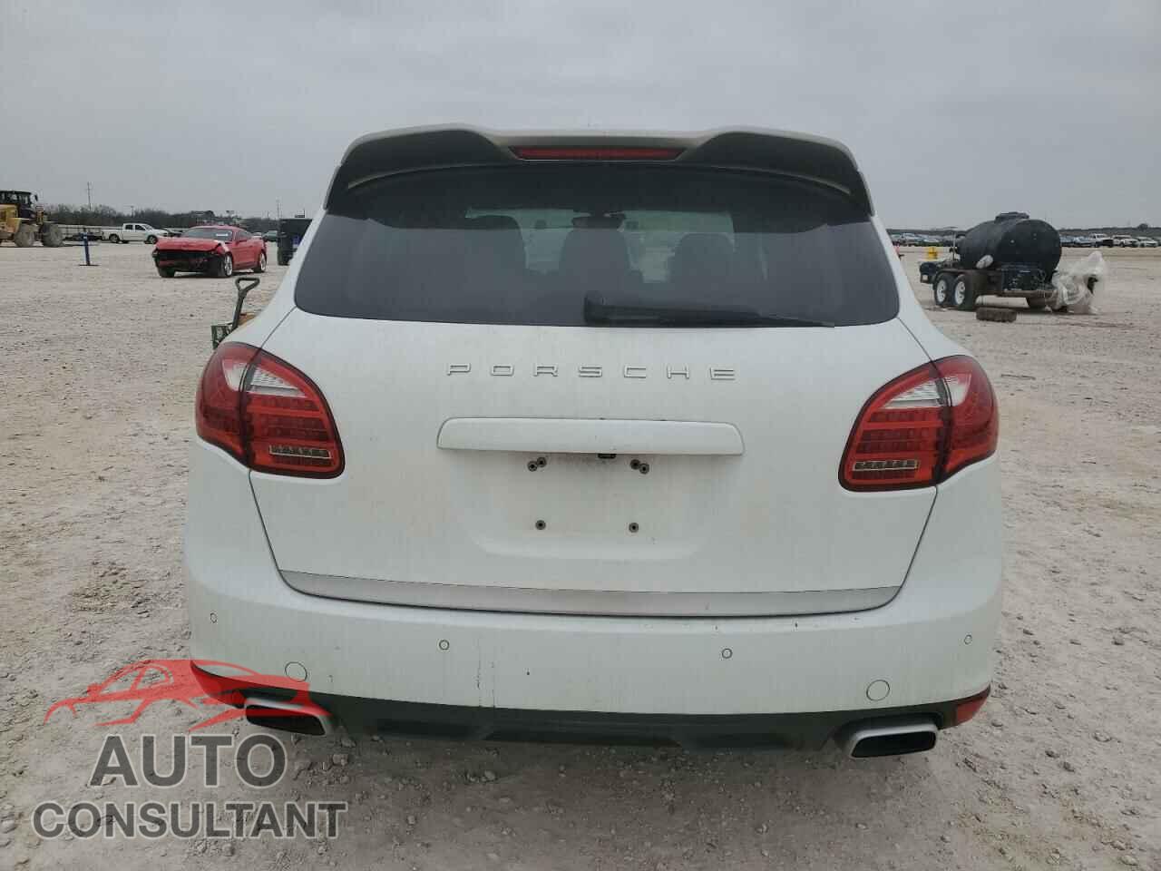 PORSCHE CAYENNE 2014 - WP1AA2A2XELA94597