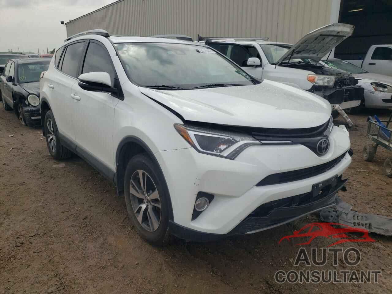 TOYOTA RAV4 2017 - JTMWFREV2HD097885
