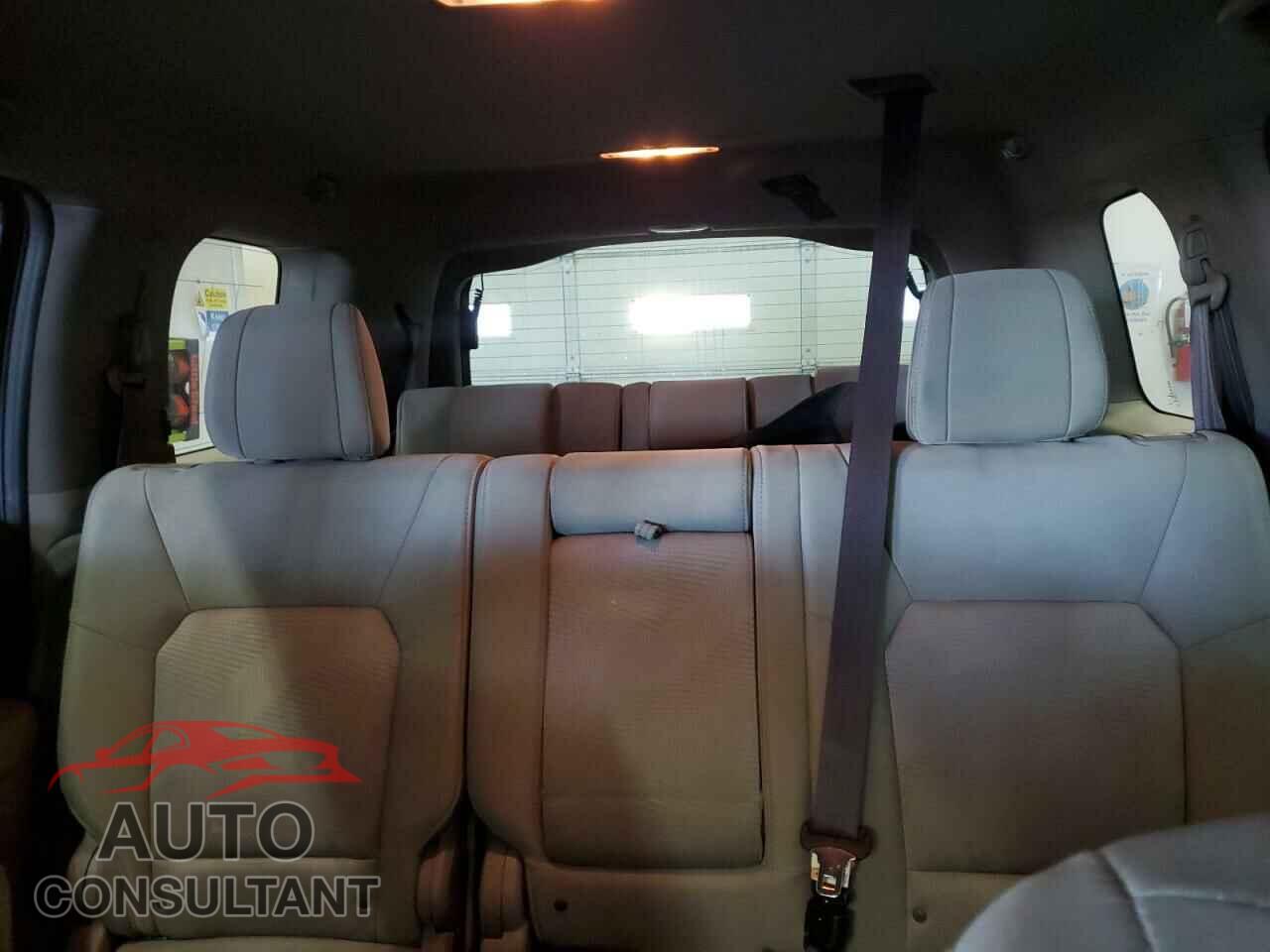 HONDA PILOT 2014 - 5FNYF4H28EB006409