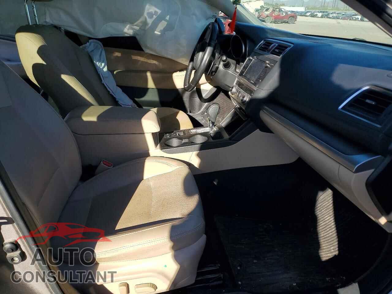 SUBARU OUTBACK 2017 - 4S4BSENC8H3287029