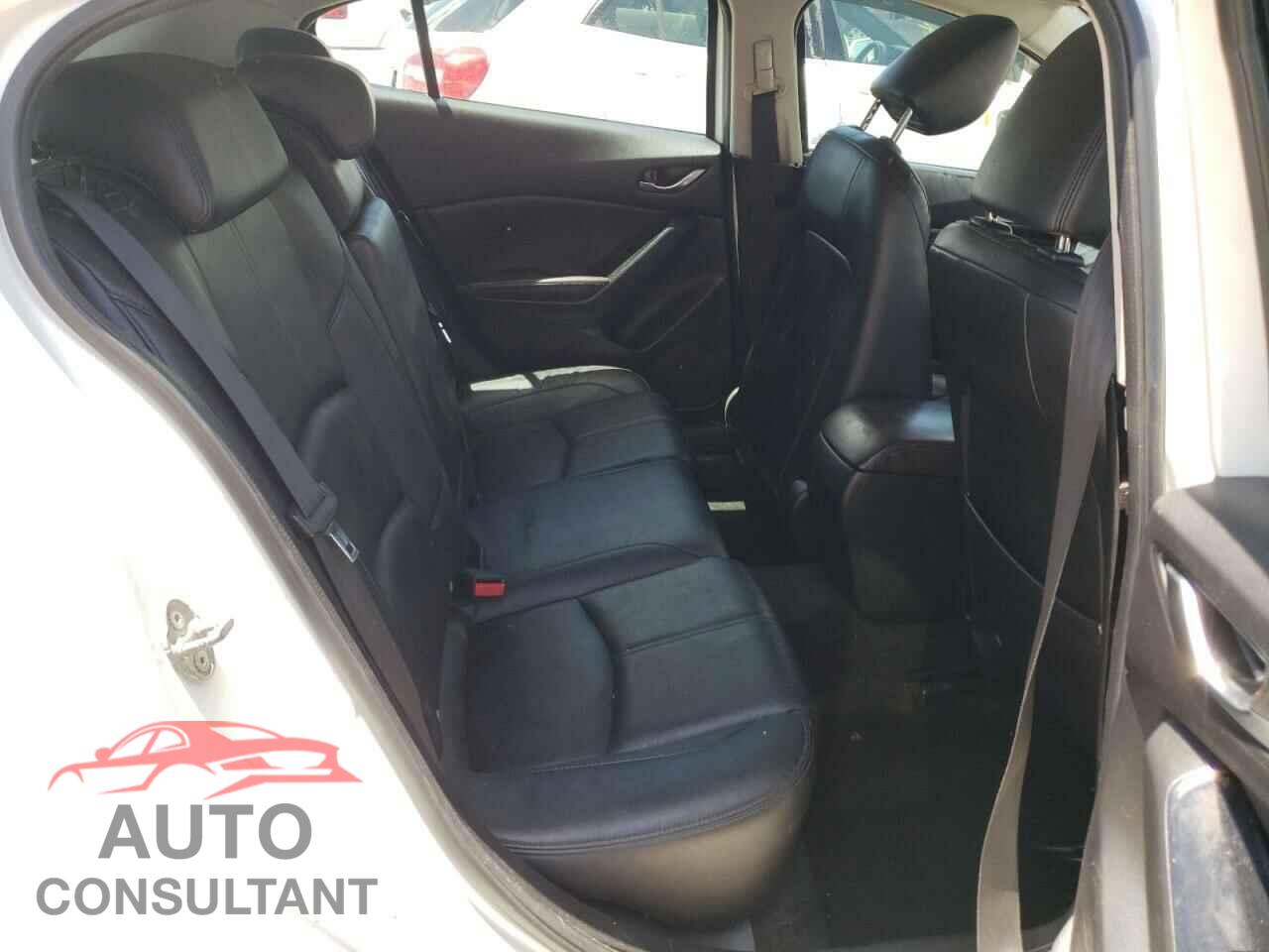 MAZDA 3 2017 - 3MZBN1L78HM113306