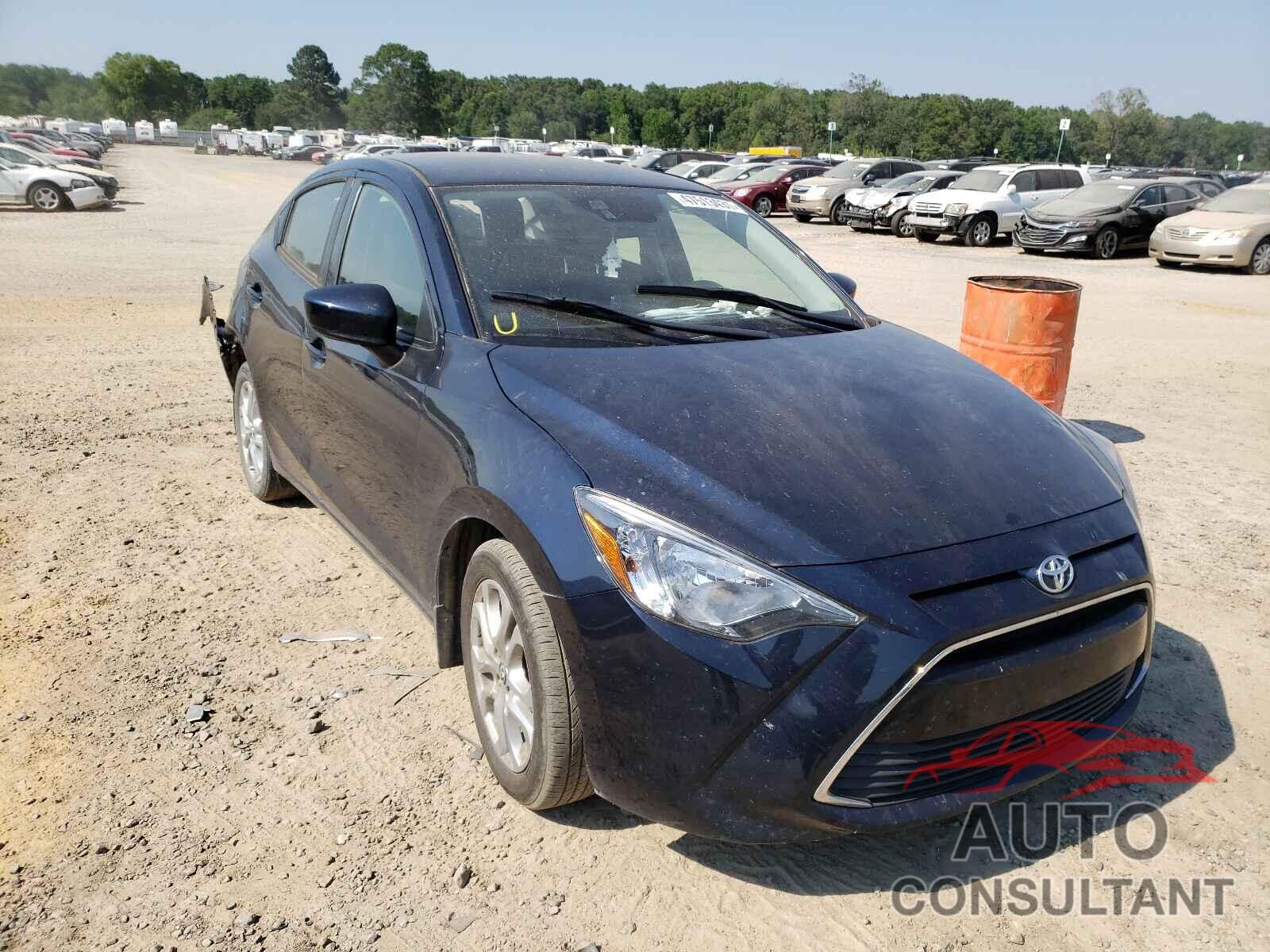 TOYOTA YARIS 2017 - 3MYDLBYV4HY186505