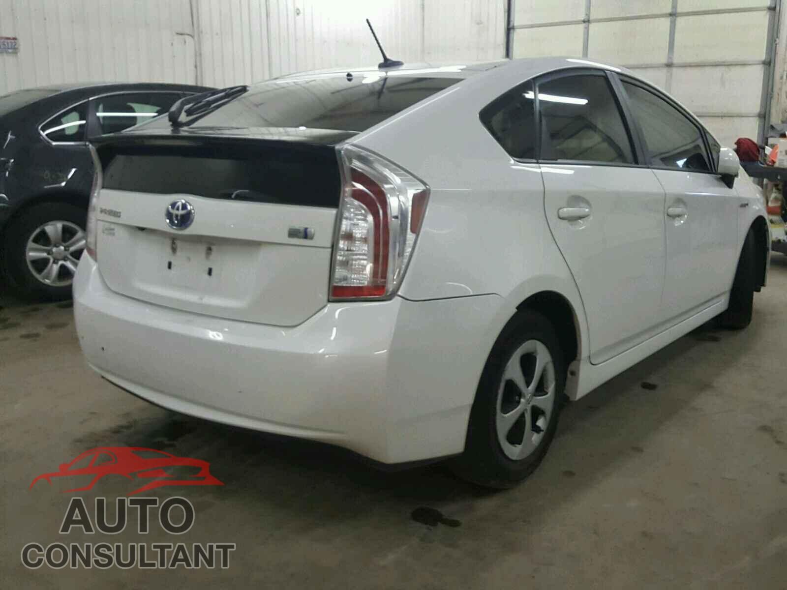 TOYOTA PRIUS 2014 - JTDKN3DU1E0367859