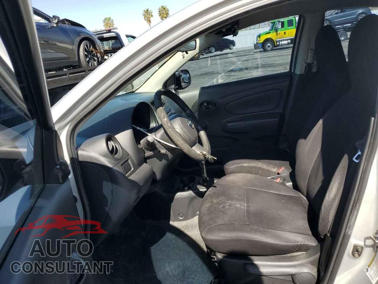 NISSAN VERSA 2013 - 3N1CN7AP2DL856494