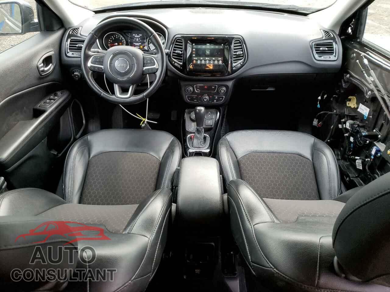 JEEP COMPASS 2020 - 3C4NJDBB8LT117664