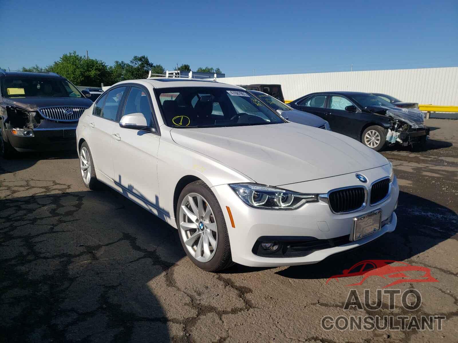 BMW 3 SERIES 2018 - WBA8E5G53JNV03106