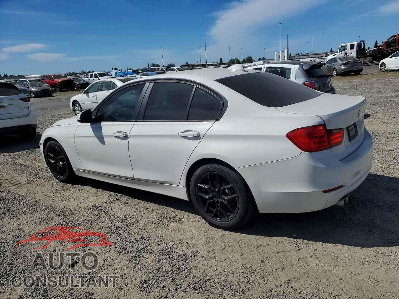 BMW 3 SERIES 2015 - WBA3C1C59FP853267