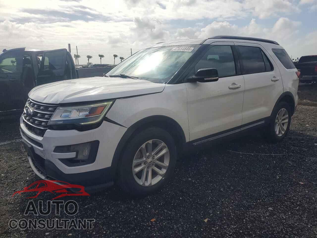 FORD EXPLORER 2017 - 1FM5K7D83HGA37647