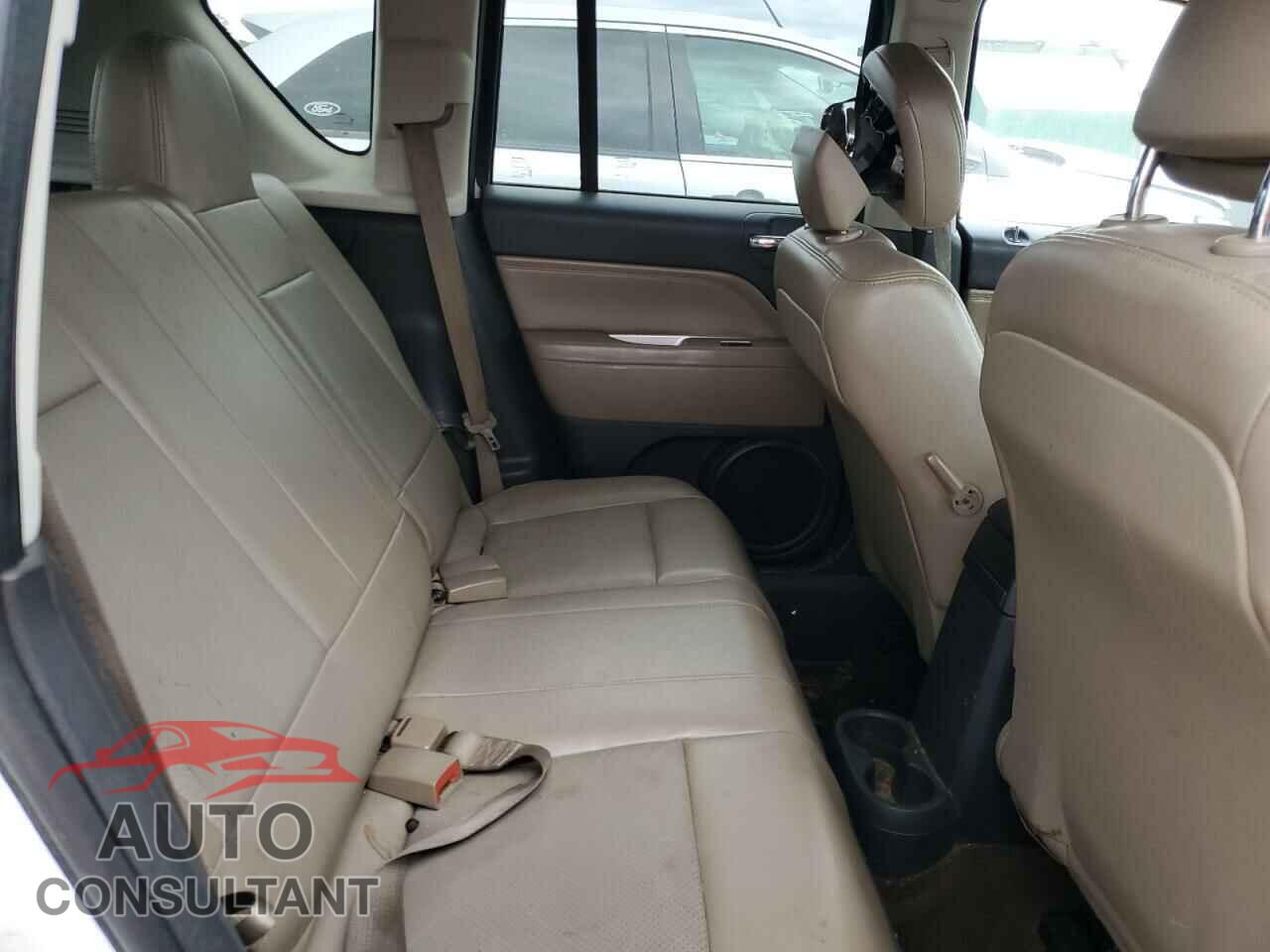 JEEP COMPASS 2015 - 1C4NJCCB5FD111095