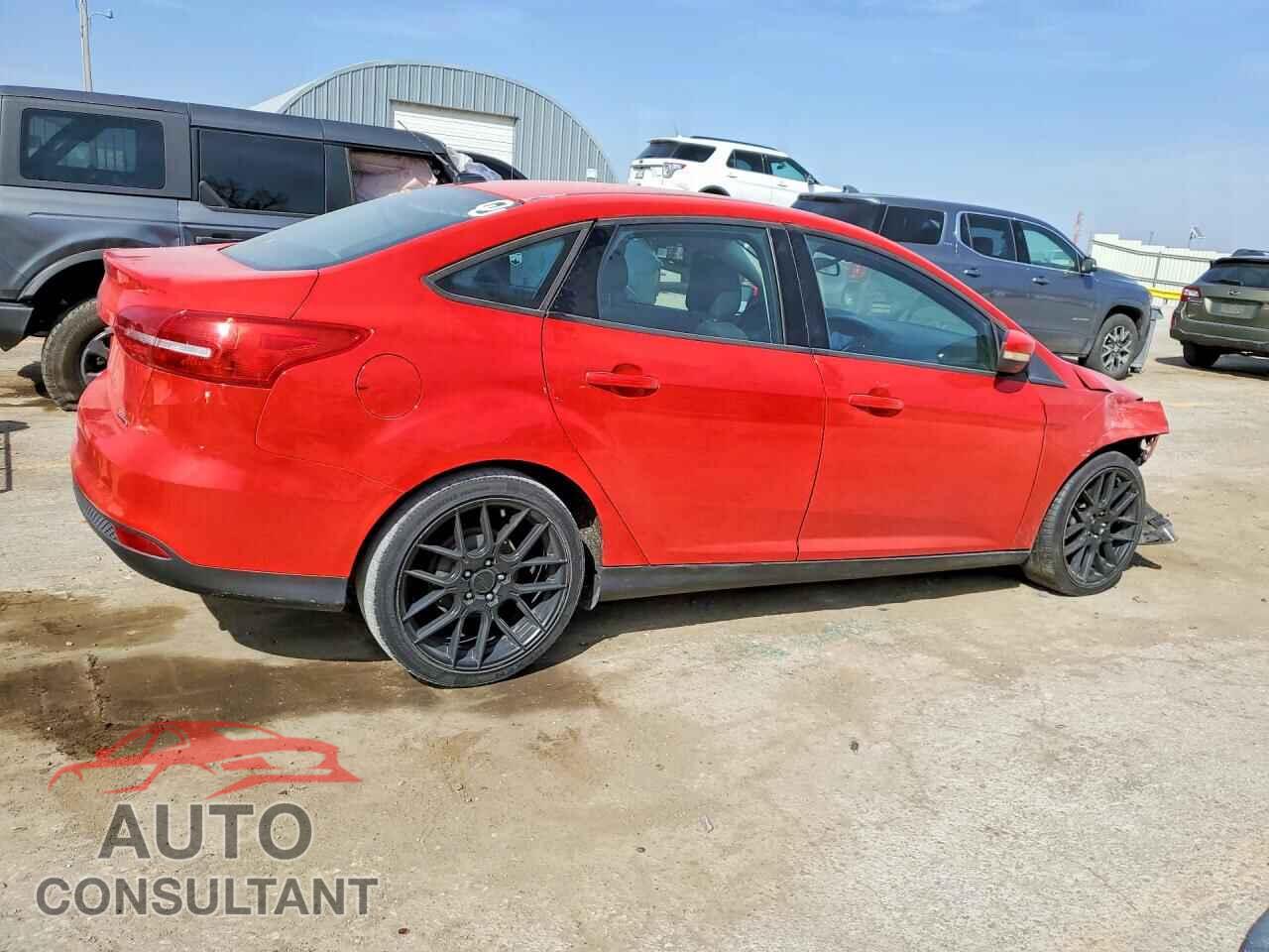 FORD FOCUS 2015 - 1FADP3F23FL240342