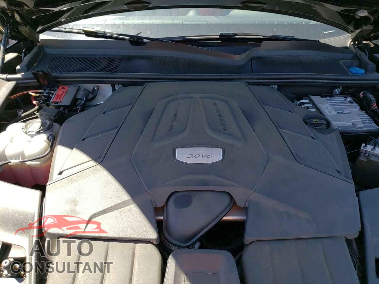 PORSCHE CAYENNE 2019 - WP1AA2AY3KDA01770