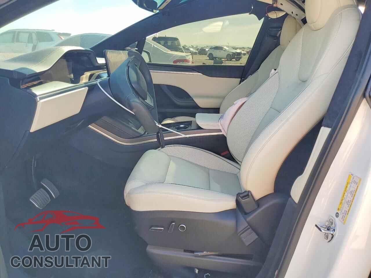 TESLA MODEL X 2024 - 7SAXCBE68RF449426