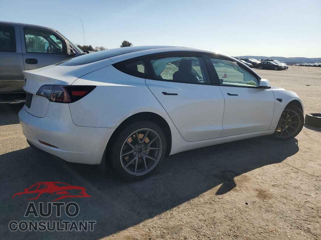 TESLA MODEL 3 2023 - 5YJ3E1EA3PF409384