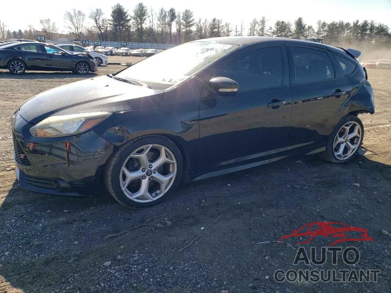 FORD FOCUS 2013 - 1FADP3L94DL240591