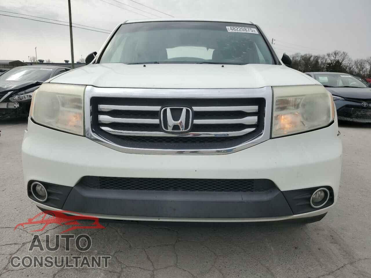HONDA PILOT 2015 - 5FNYF4H49FB047800