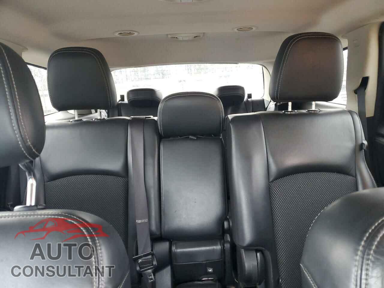 DODGE JOURNEY 2017 - 3C4PDCGB8HT527343
