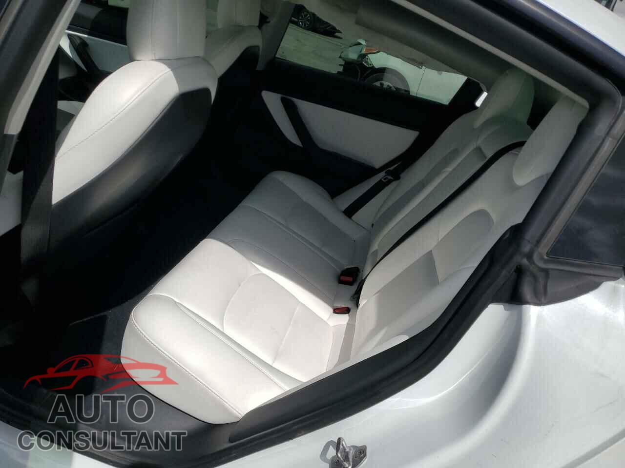 TESLA MODEL 3 2021 - 5YJ3E1EA3MF928821