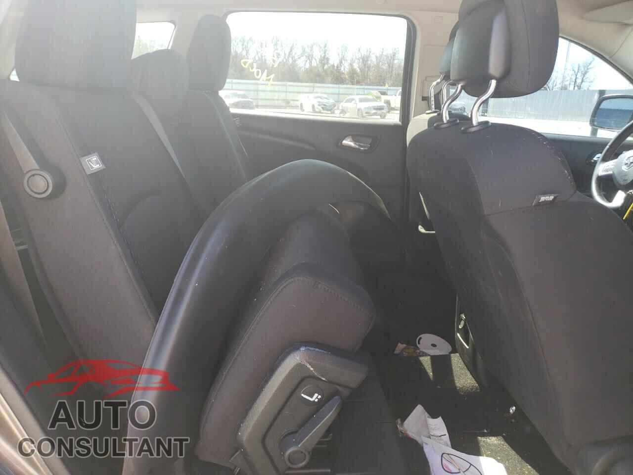 DODGE JOURNEY 2017 - 3C4PDCAB7HT696729