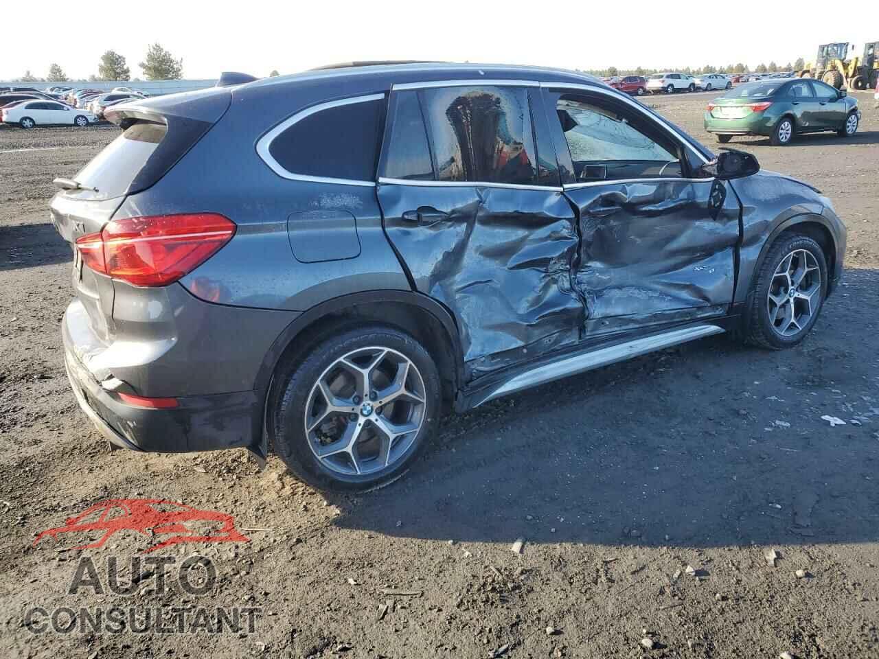 BMW X1 2017 - WBXHT3C32H5F70295