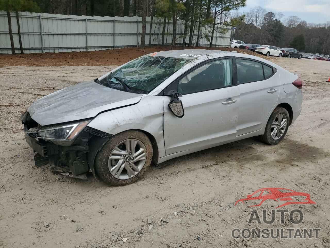 HYUNDAI ELANTRA 2019 - KMHD84LF8KU768916
