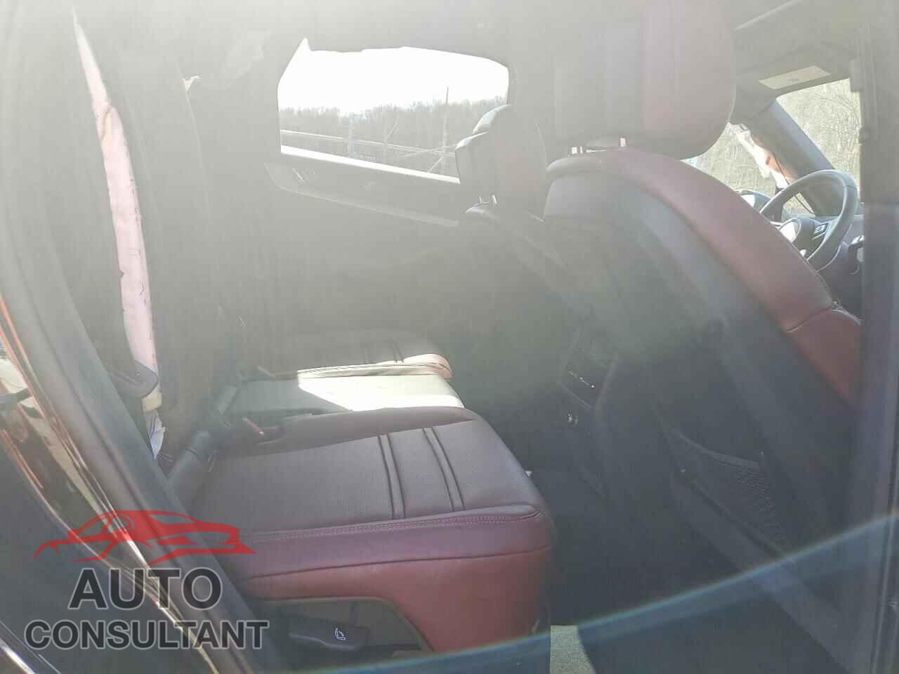 PORSCHE CAYENNE 2024 - WP1AA2AY6RDA03815