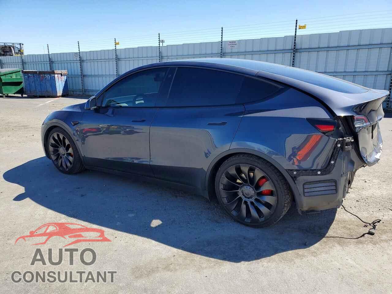 TESLA MODEL Y 2020 - 5YJYGDEF6LF015109