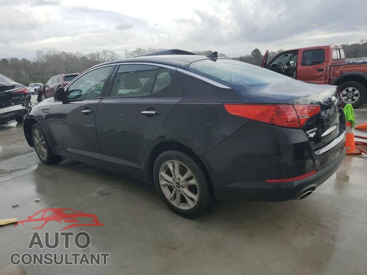 KIA OPTIMA 2011 - KNAGN4A70B5118216