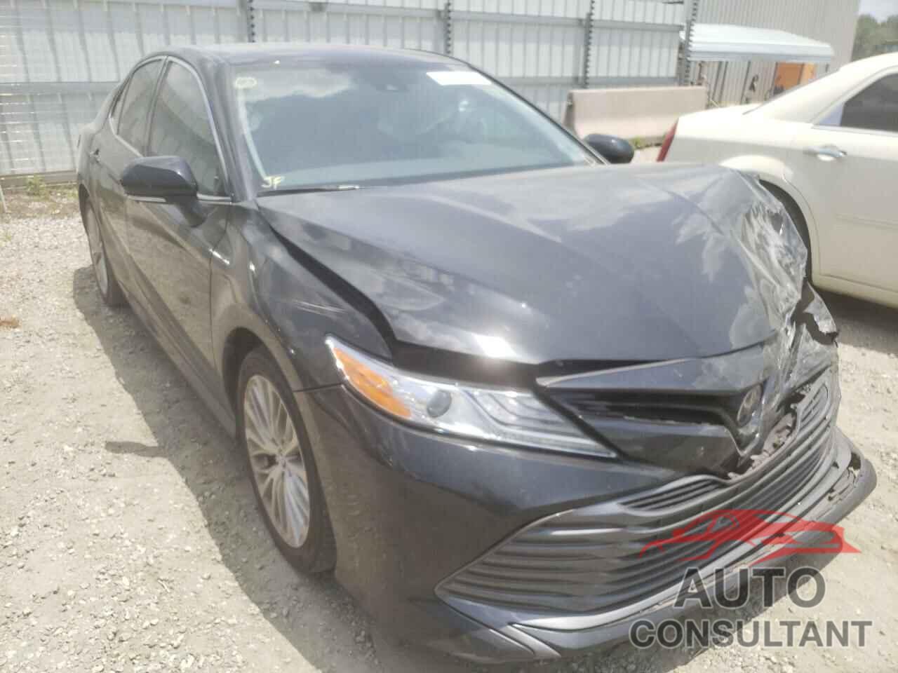 TOYOTA CAMRY 2020 - 4T1F11AK2LU883895