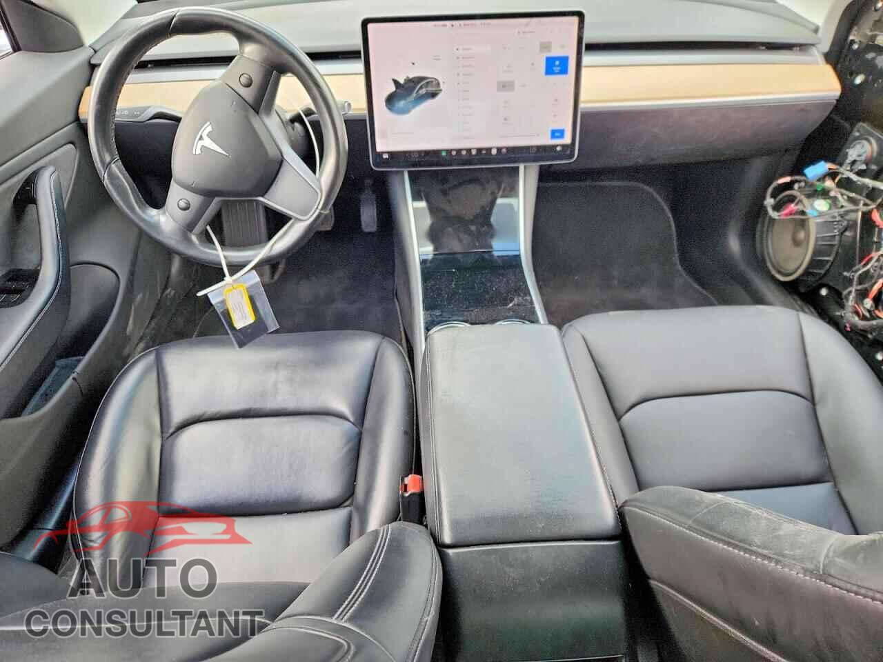 TESLA MODEL 3 2018 - 5YJ3E1EA3JF166070