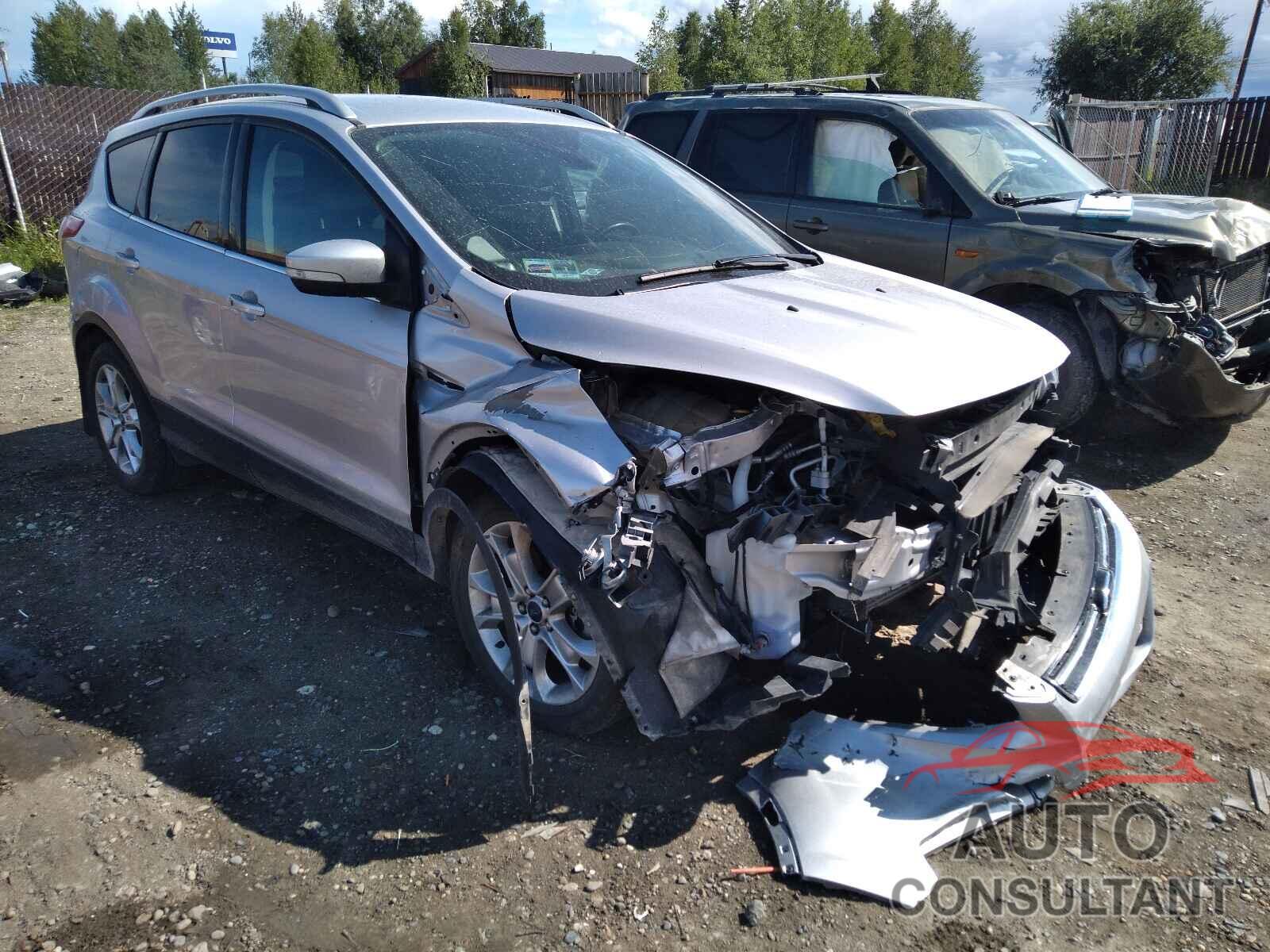 FORD ESCAPE 2016 - 1FMCU9J96GUC00723