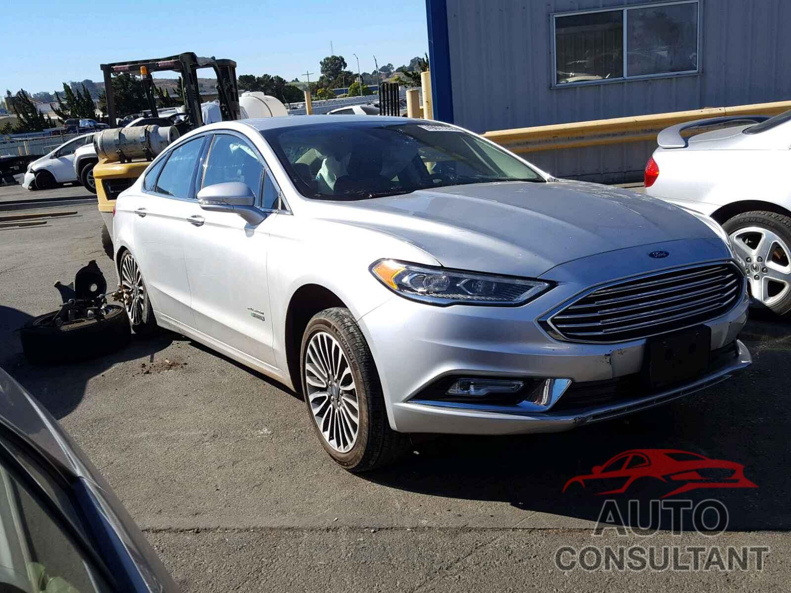 FORD FUSION 2018 - 3FA6P0SU3JR211898