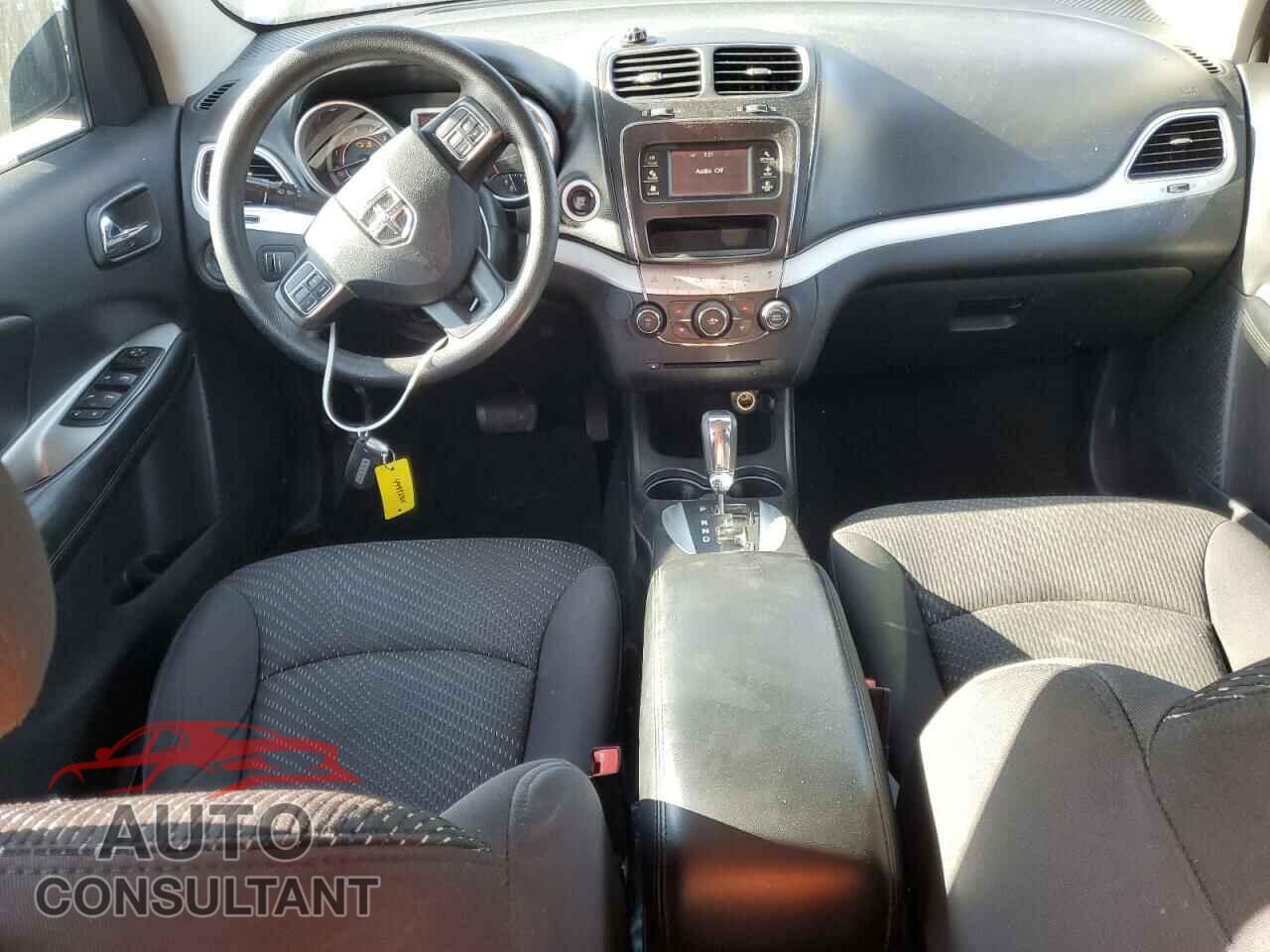 DODGE JOURNEY 2015 - 3C4PDCBG9FT530106