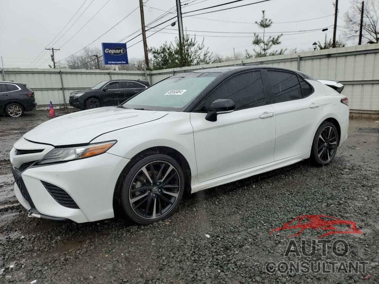 TOYOTA CAMRY 2018 - 4T1B61HK9JU069648