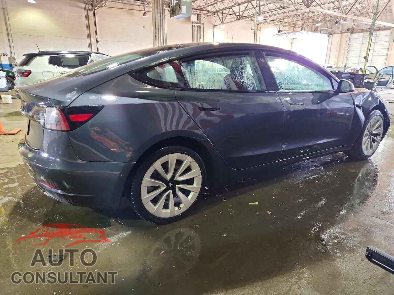 TESLA MODEL 3 2022 - 5YJ3E1EA9NF303843