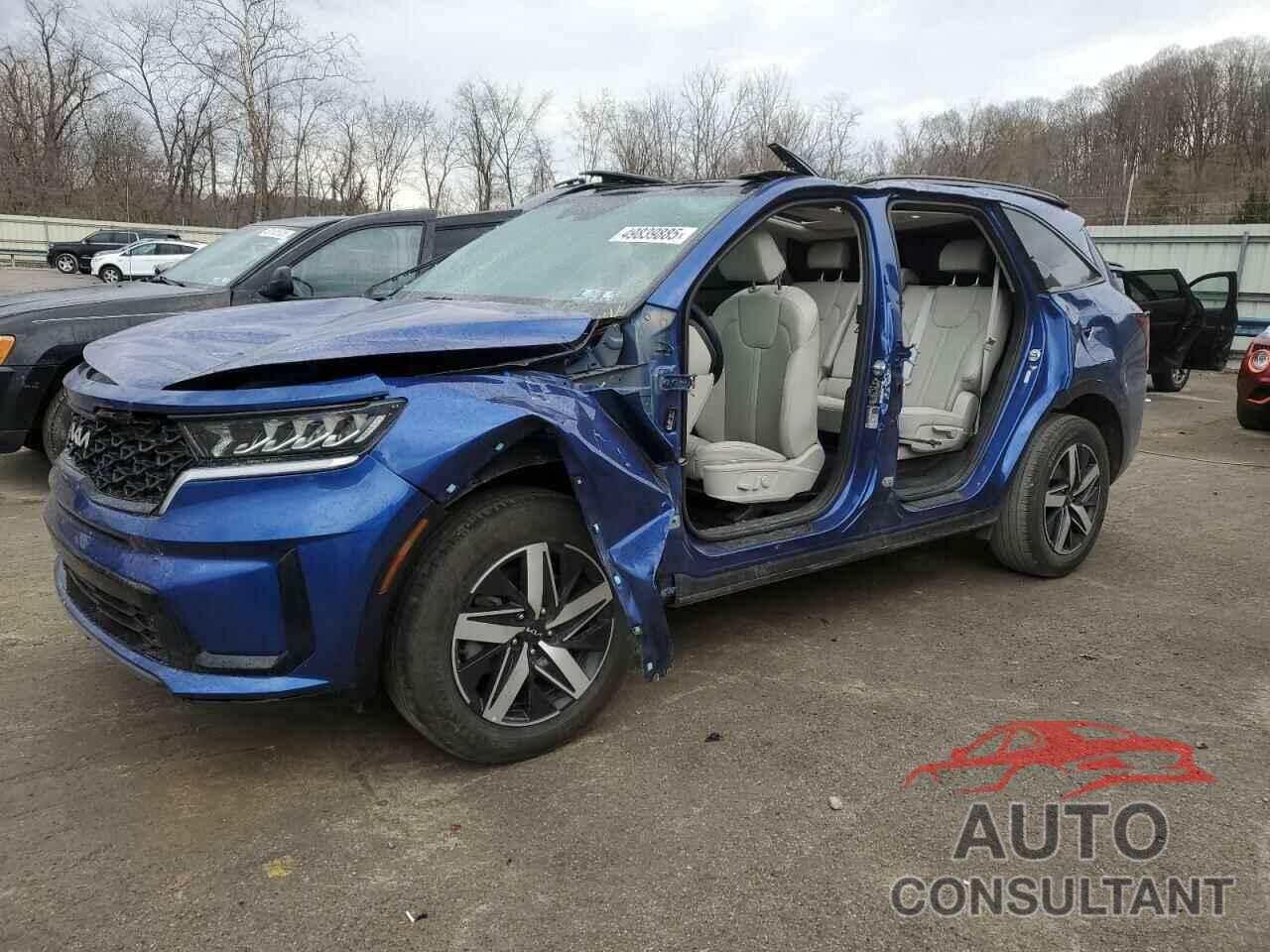 KIA SORENTO 2023 - 5XYRL4LC0PG207049
