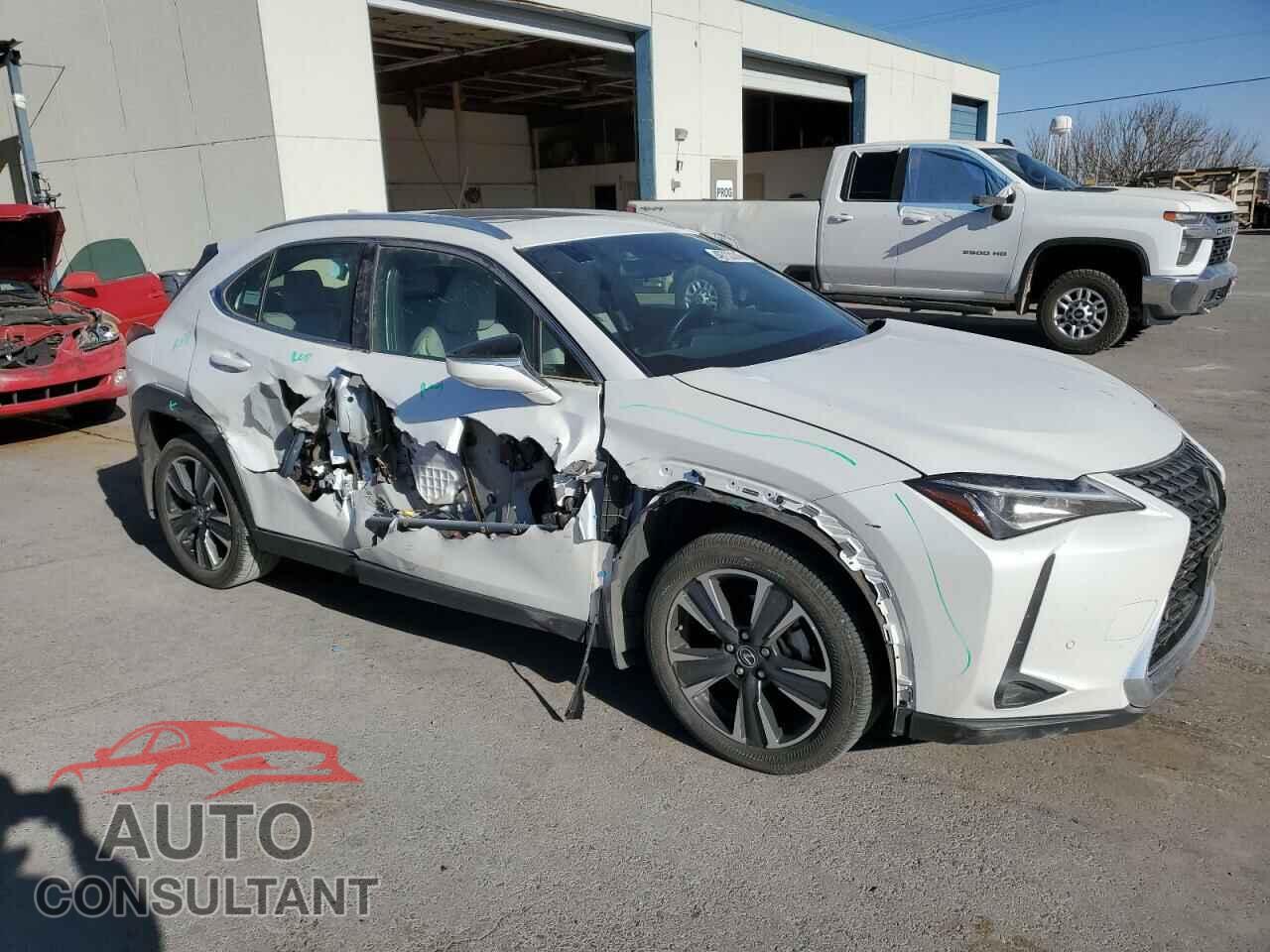 LEXUS UX 200 BAS 2022 - JTHX3JBH1N2051189