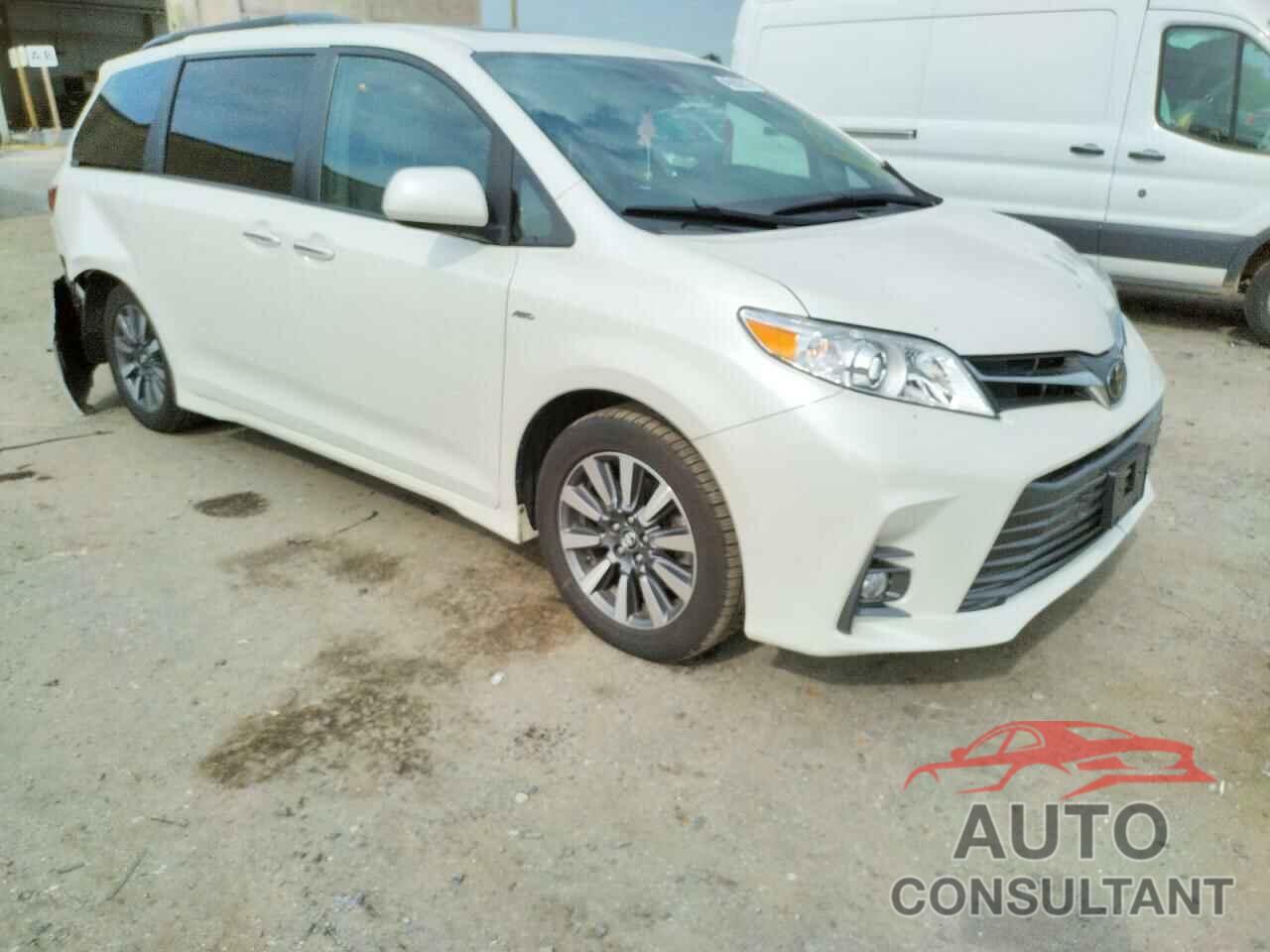 TOYOTA SIENNA 2018 - 5TDDZ3DCXJS199229