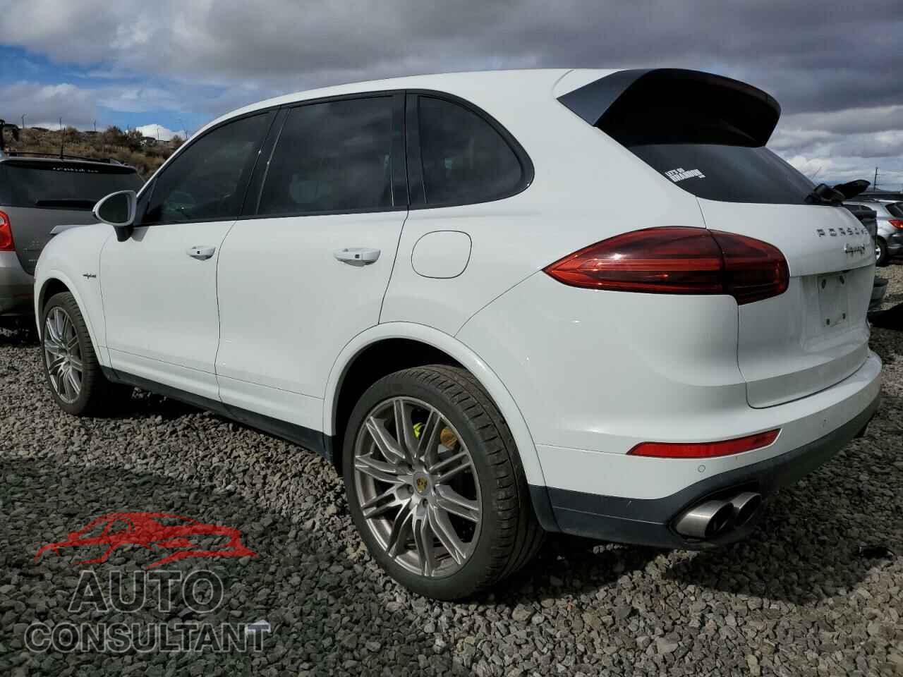 PORSCHE CAYENNE 2017 - WP1AE2A23HLA75284