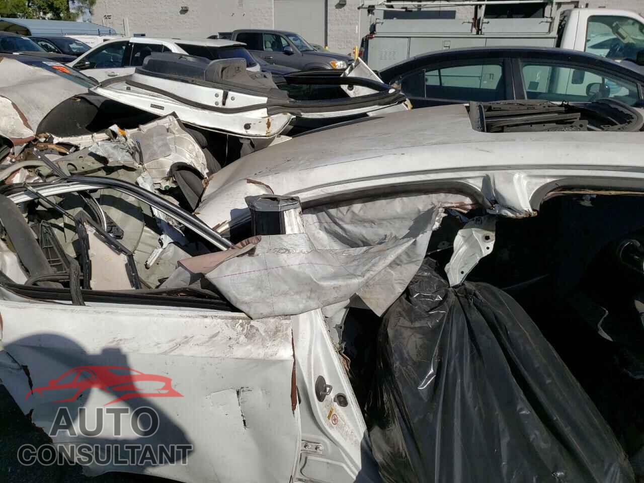 LEXUS IS 2016 - JTHBA1D22G5003209