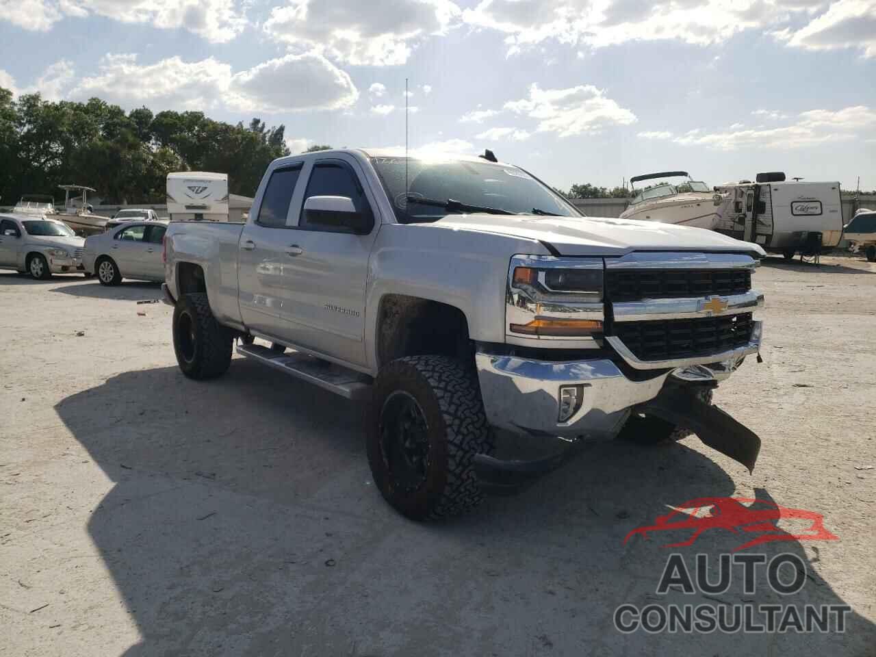 CHEVROLET SILVERADO 2018 - 1GCRCREC6JZ173461